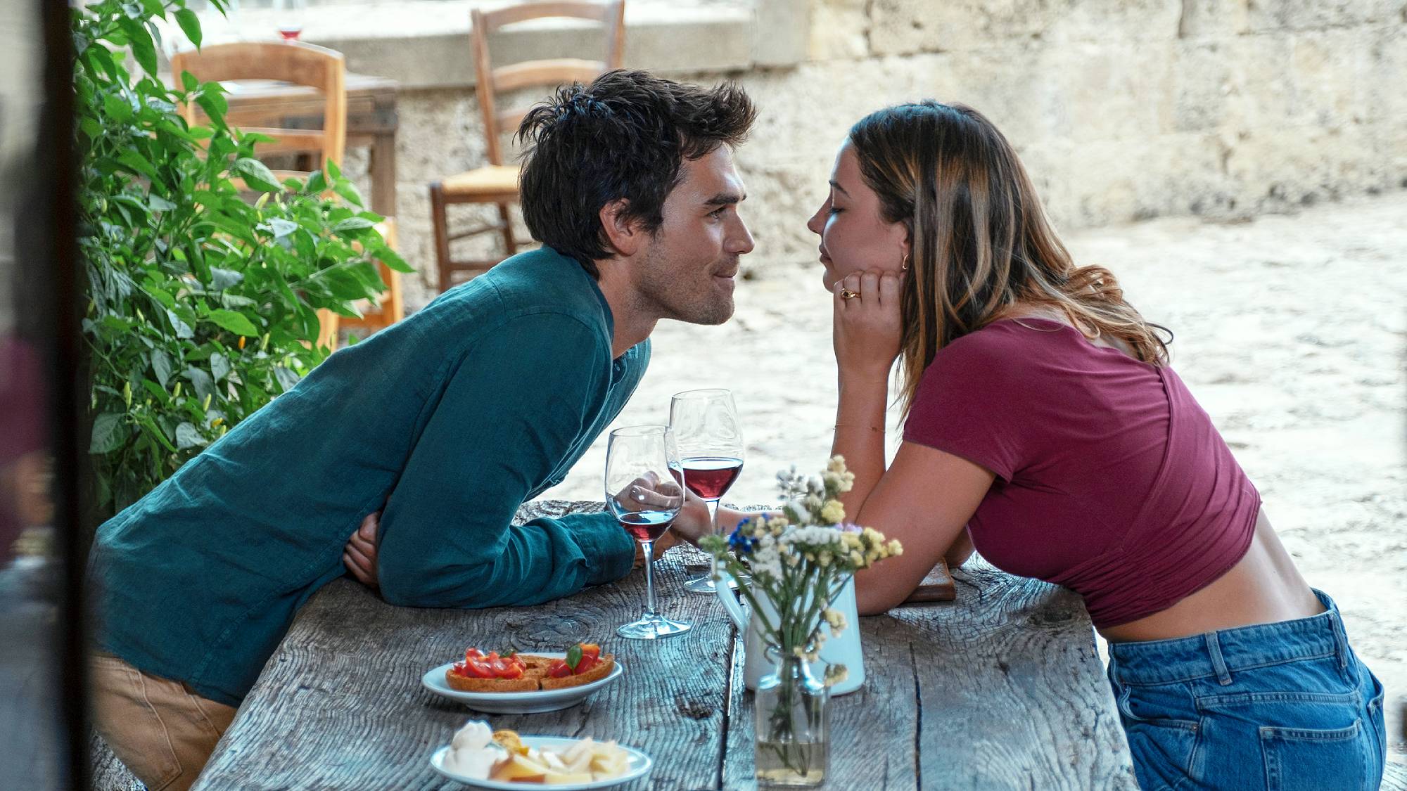 Madelyn Cline and KJ Apa in "The Map that Leads to You" on Prime Video