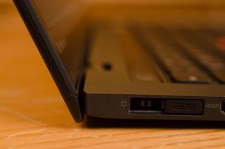 ThinkPad X1 Carbon 2014 - Side