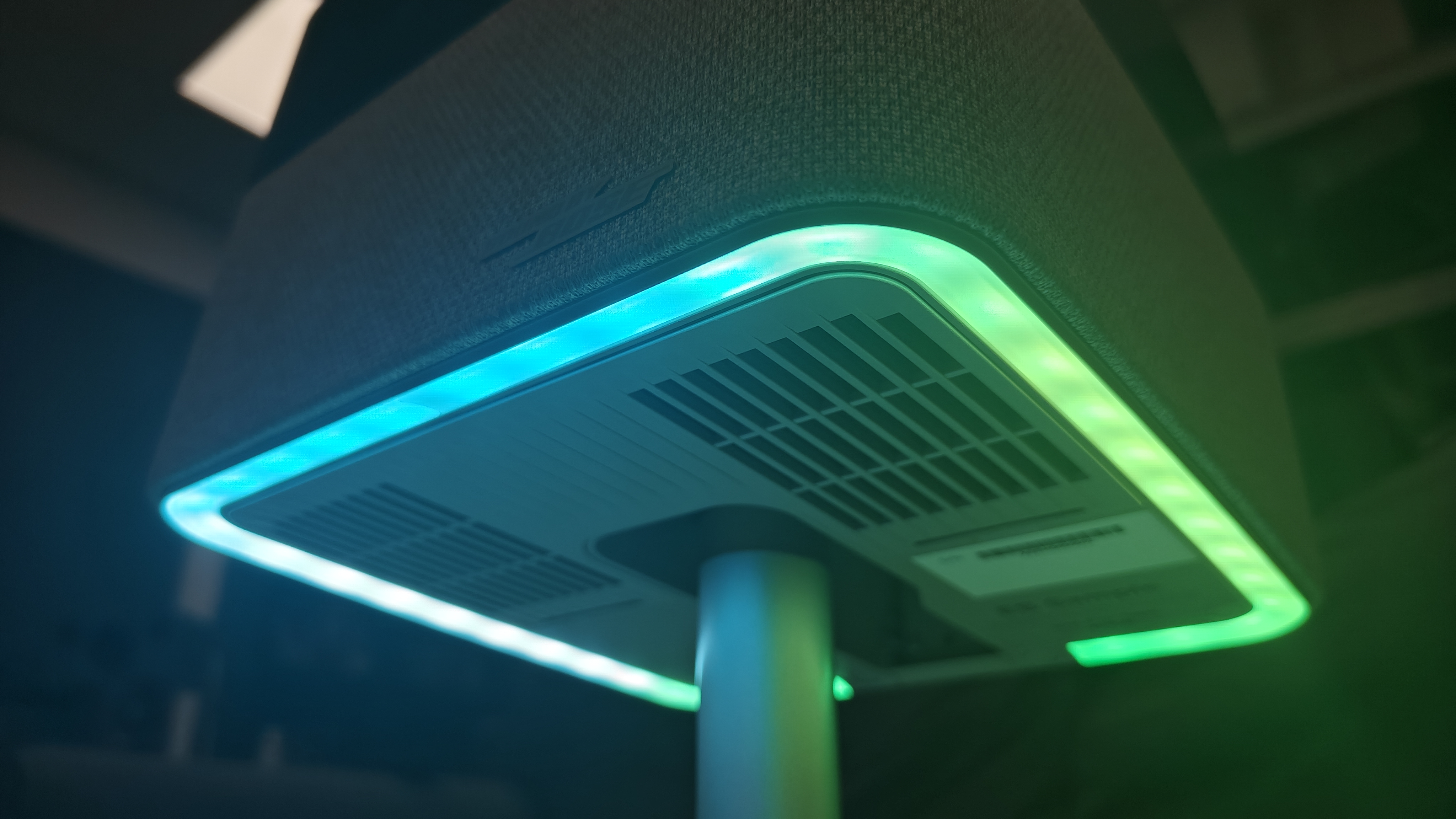Bottom of the Epson EF-72 with a blue/green light display.