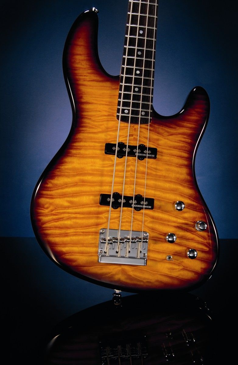 This is Fender&acute;s first venture into the 24-fret realm
