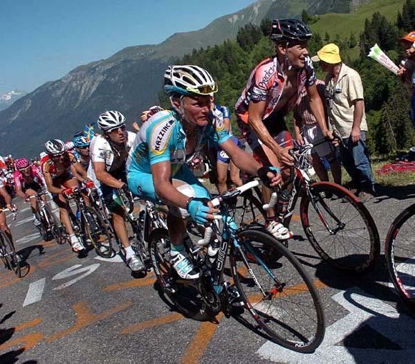 Alexander Vinokourov (Astana) crashed earlier in the Tour and is bandaged up.