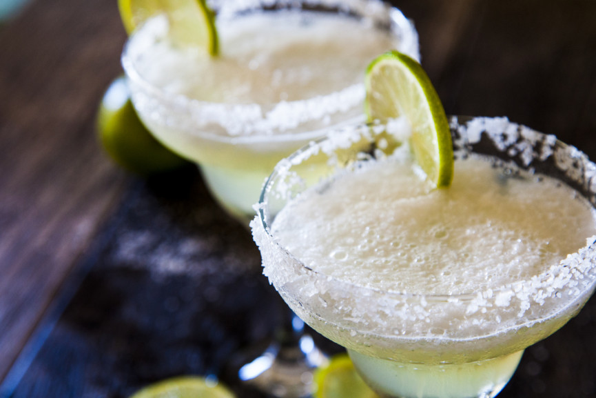 these-are-the-most-popular-cocktails-of-the-last-12-months-8-1556651036-8DWX-column-width-inline
