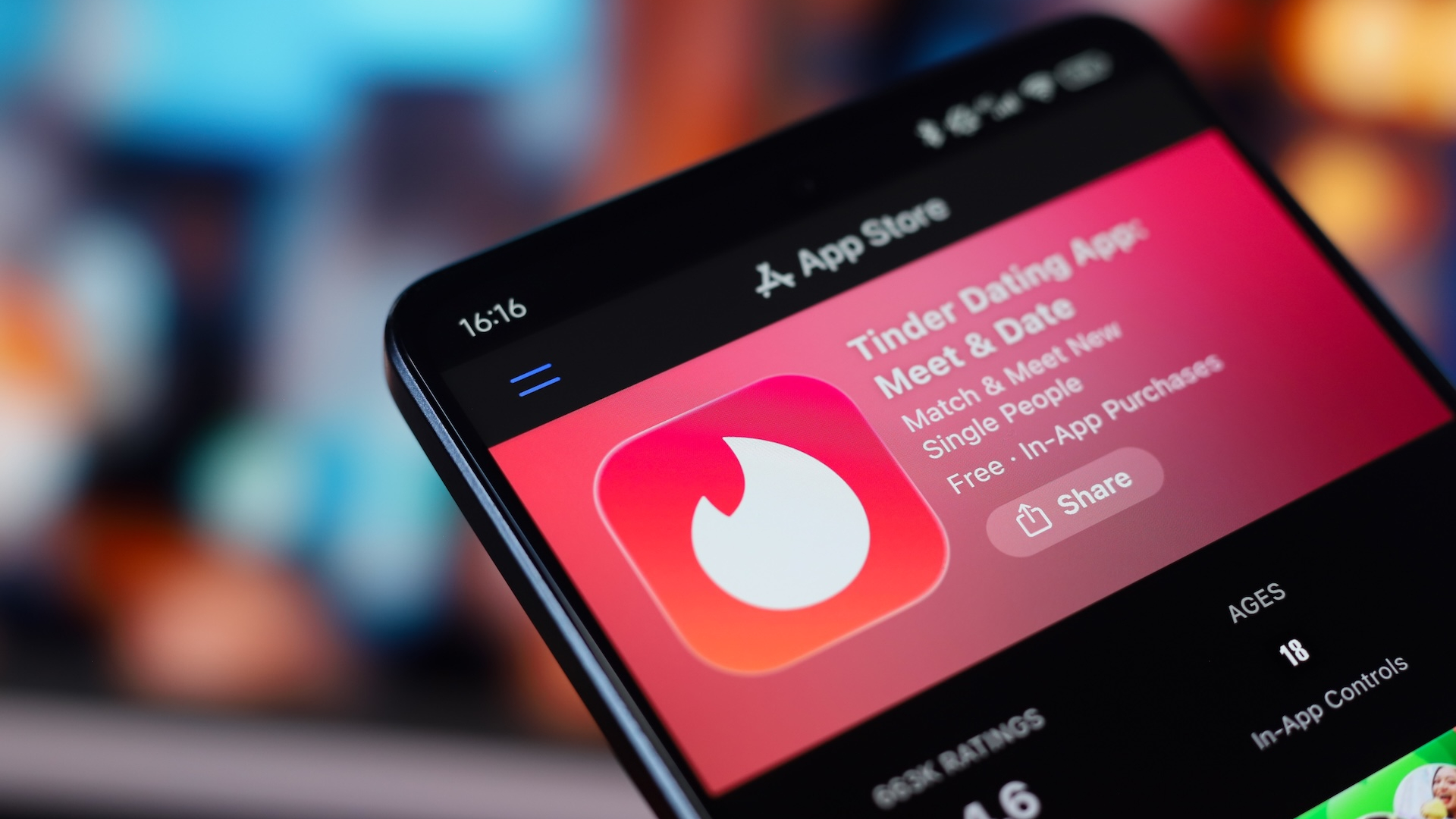 Tinder app on a phone 