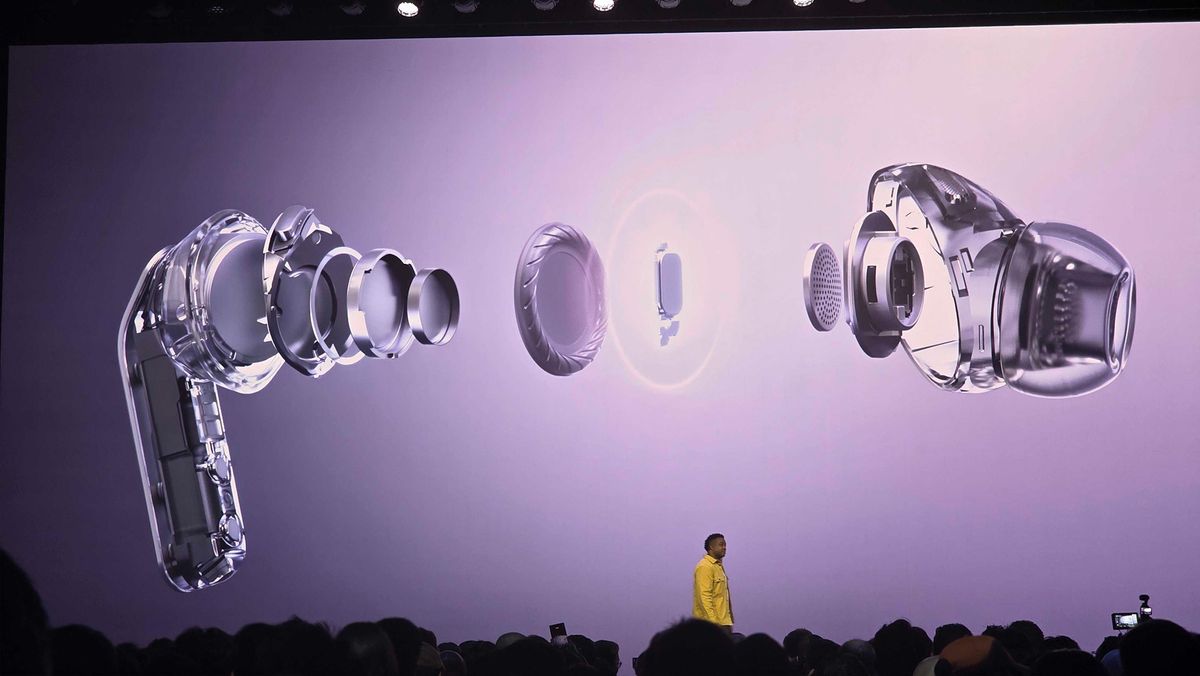 New Galaxy Buds 4 features as seen on stage at Galaxy Unpacked 2026