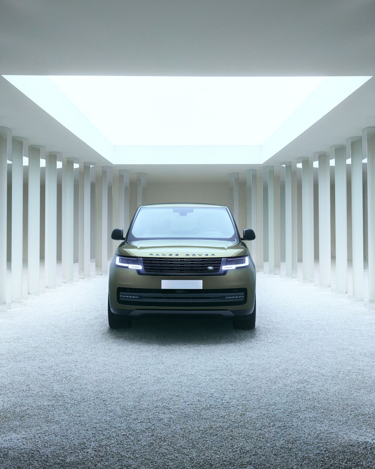 Futurespective: Connected Worlds by Range Rover and Nuova