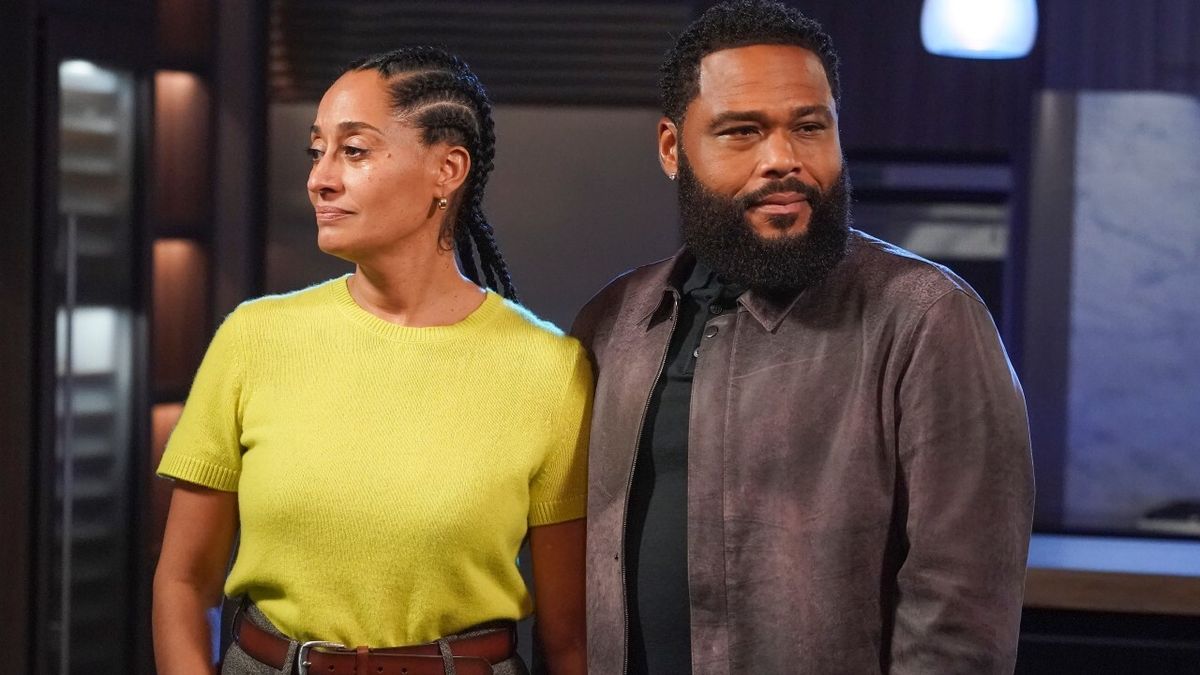 Why Black-ish Chose A Stevie Wonder Song For The Johnsons’ Emotional Last Scene In The Series Finale