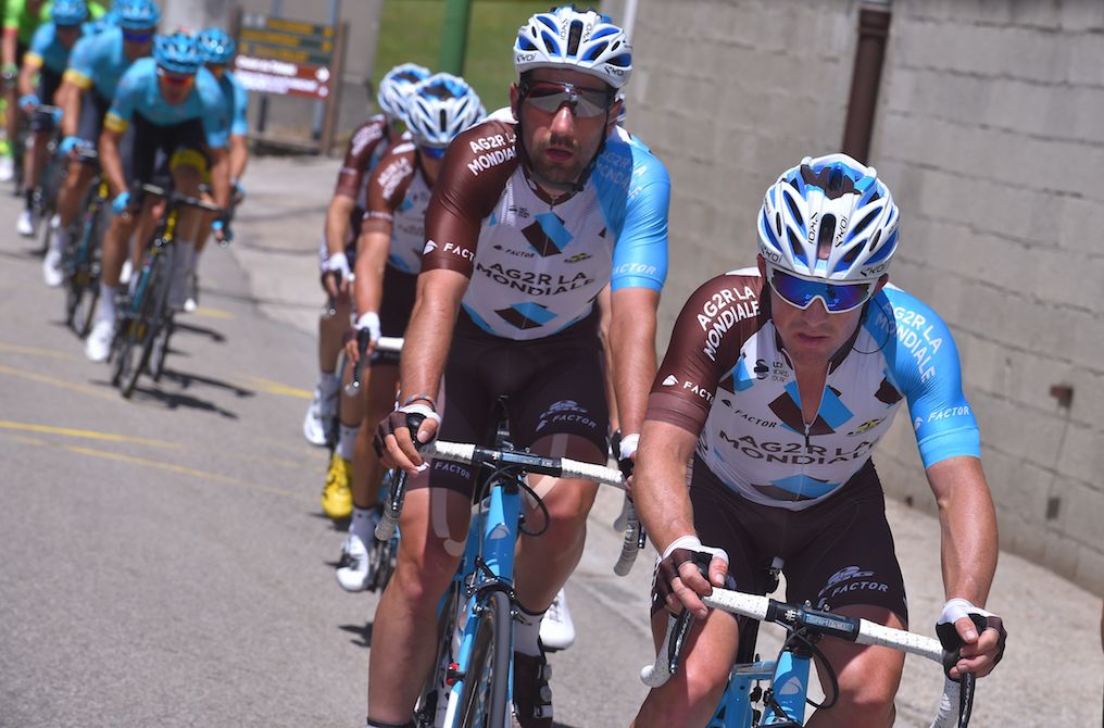 AG2R La Mondiale in the pack on stage 6 of the Crit&eacute;rium du Dauphin&eacute;