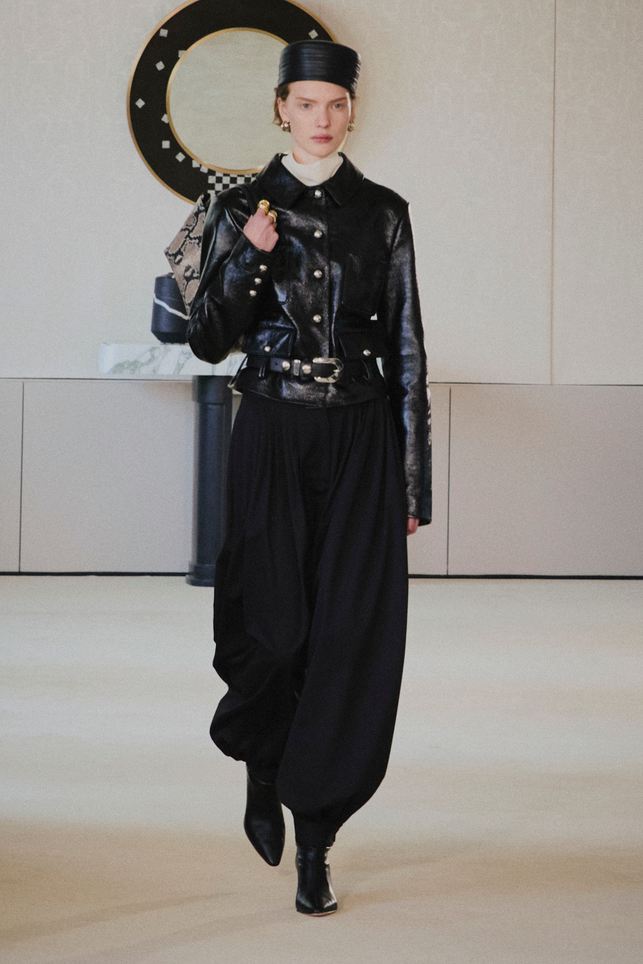 Altuzarra spring 2026 runway model wearing the balloon pant trend.