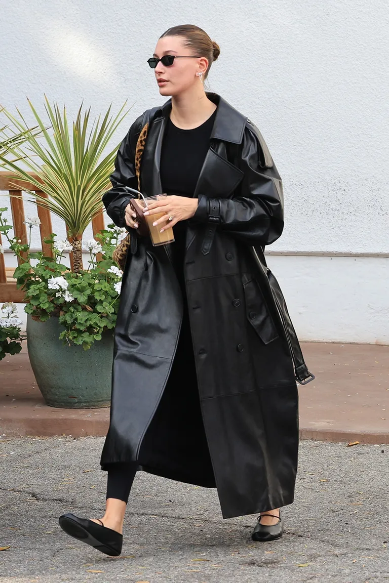 Hailey bieber wears a leggings outfit to pilates in L.A.