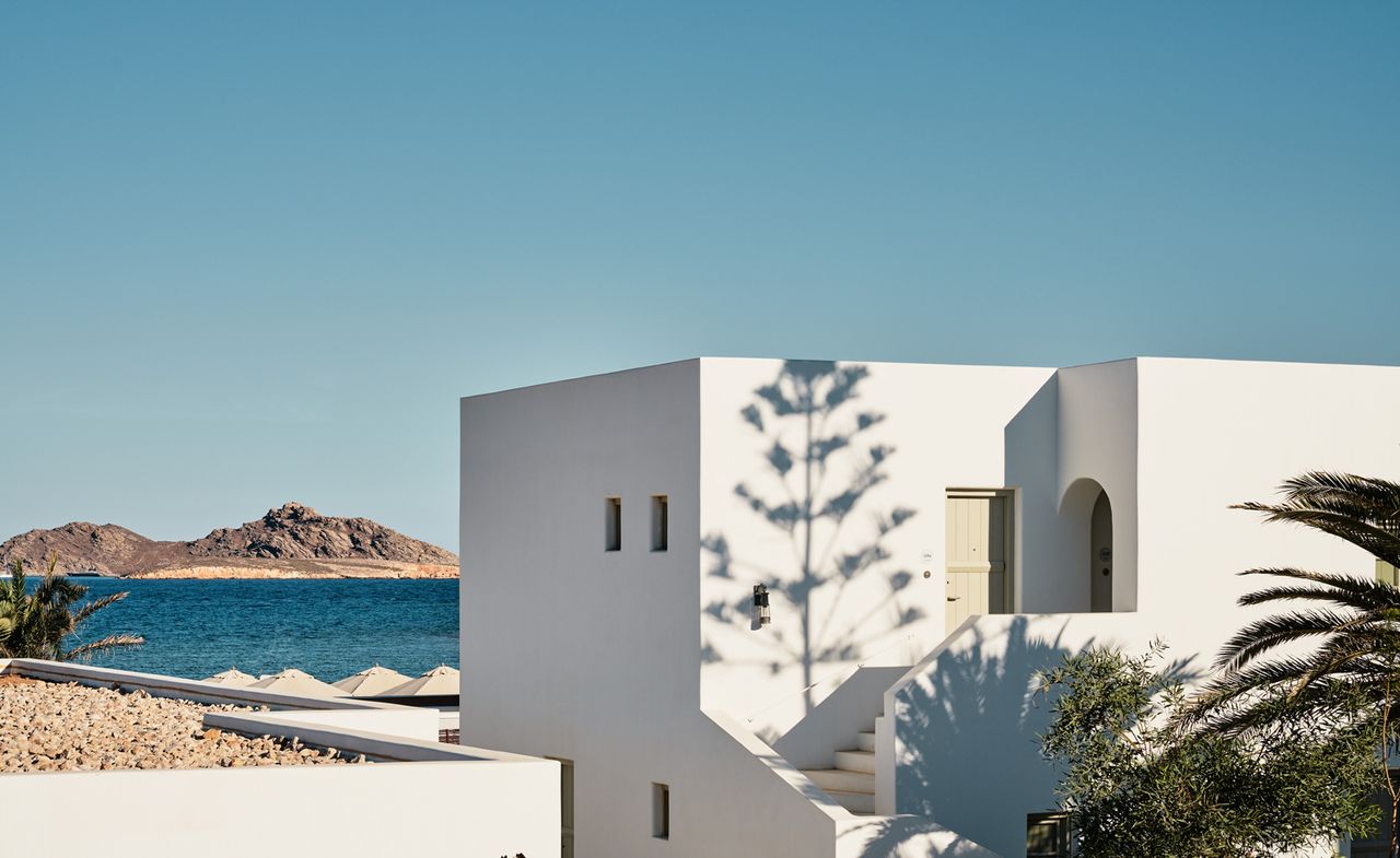 Cosme, a white Paros hotel and blue sea