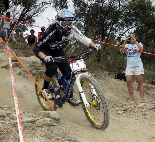Claire Bucha en route to a silver medal in the Elite women's downhill.