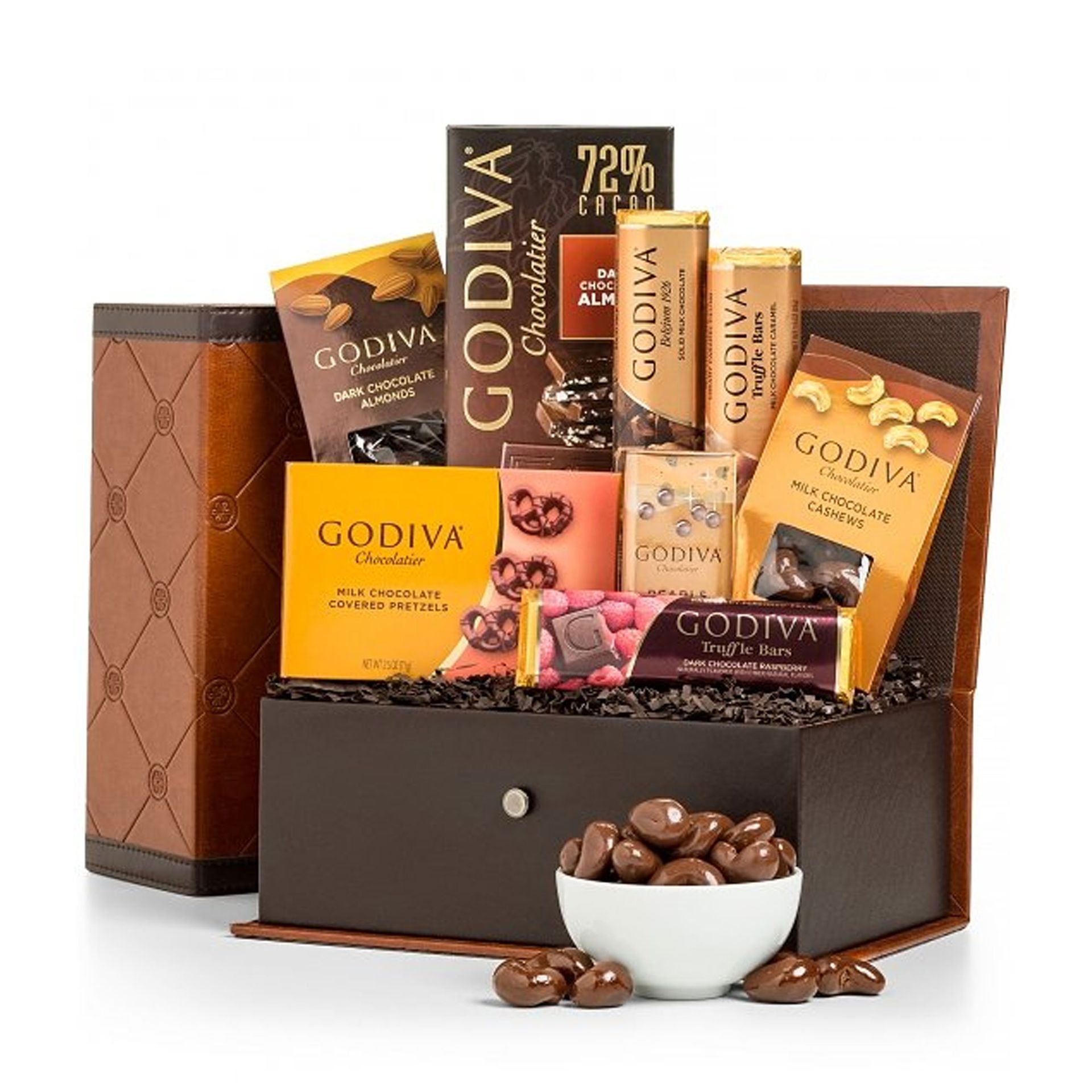 Christmas basket ideas: 23 brilliant basket ideas and the best places