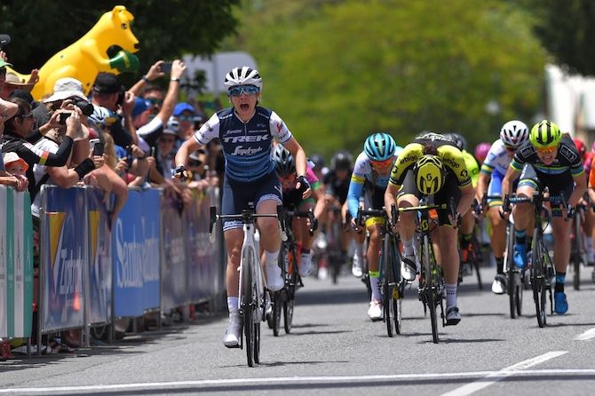 Letizia Paternoster heads to the line to become winner of stage 1 of the 2019 Women's Tour Down Under