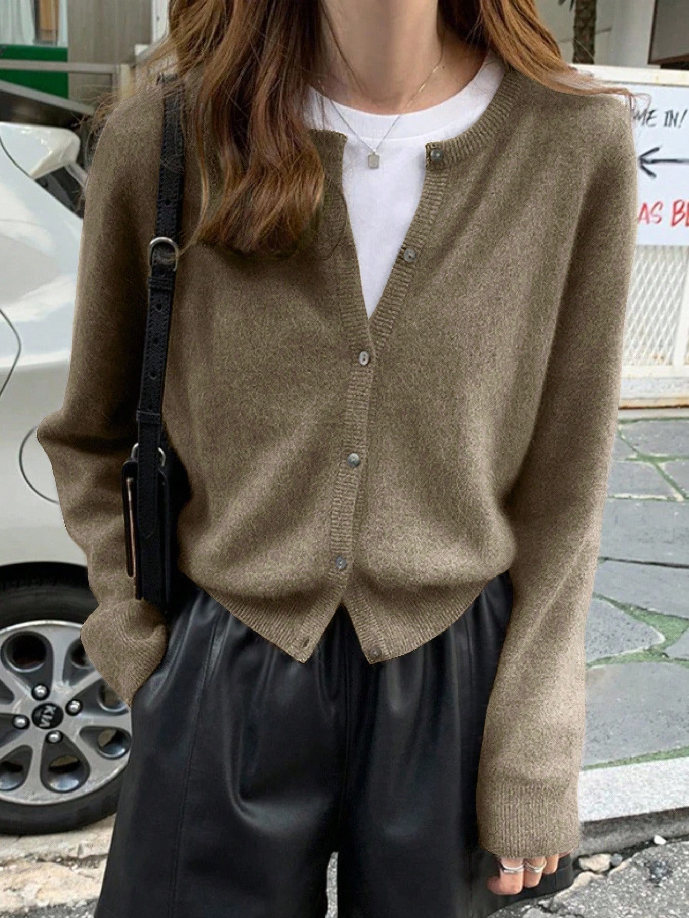 Inawly, Cardigan
