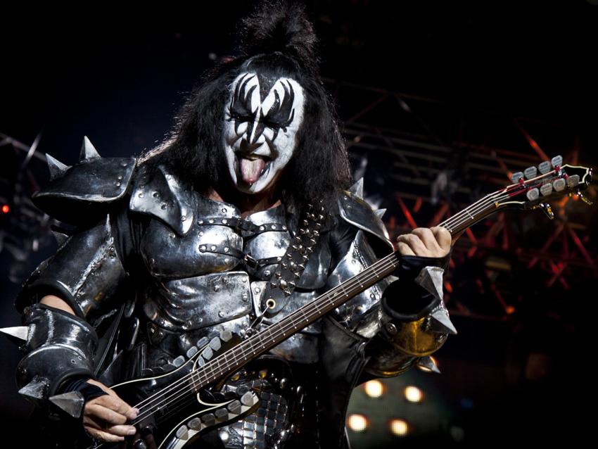 KISS