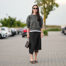 Sweatshirt street style