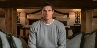 amazon's upload robbie amell