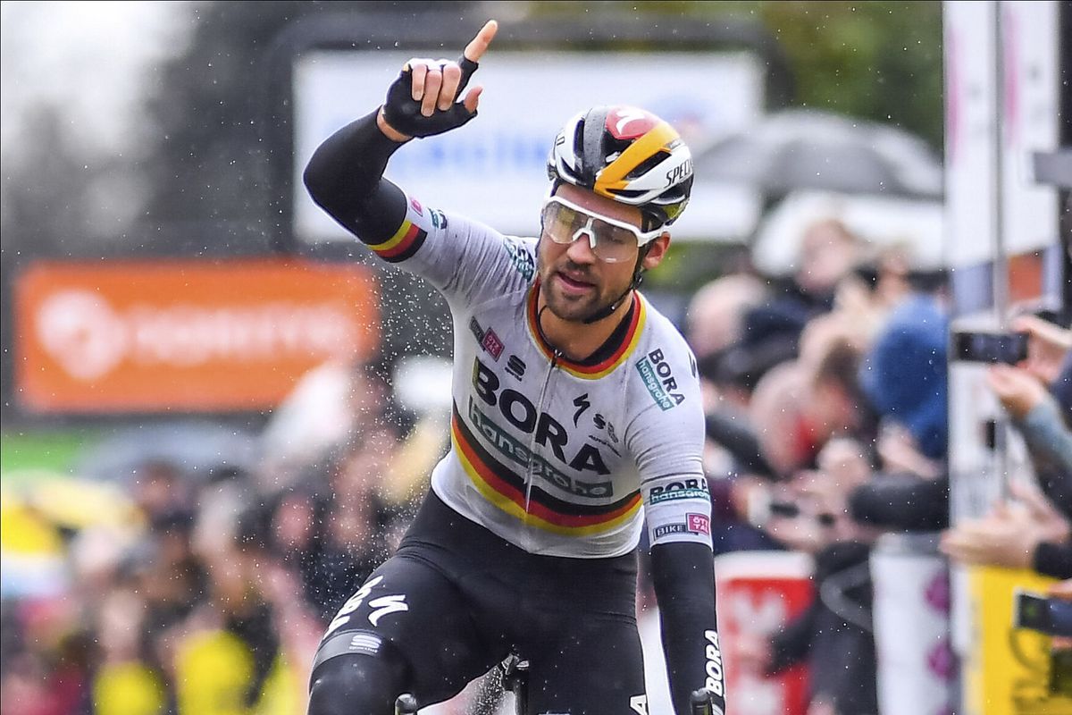 Max Schachmann wins stage 1 at Paris-Nice