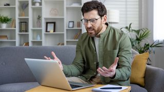 Annoyed Windows 10 user