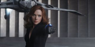 Black Widow letting Captain America get away in Civil War