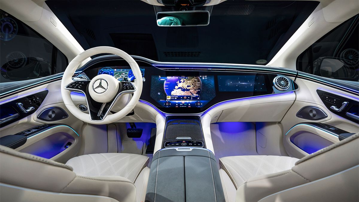 Refreshed Mercedes-Benz EQS gets massive 55-inch Hyperscreen and an ...