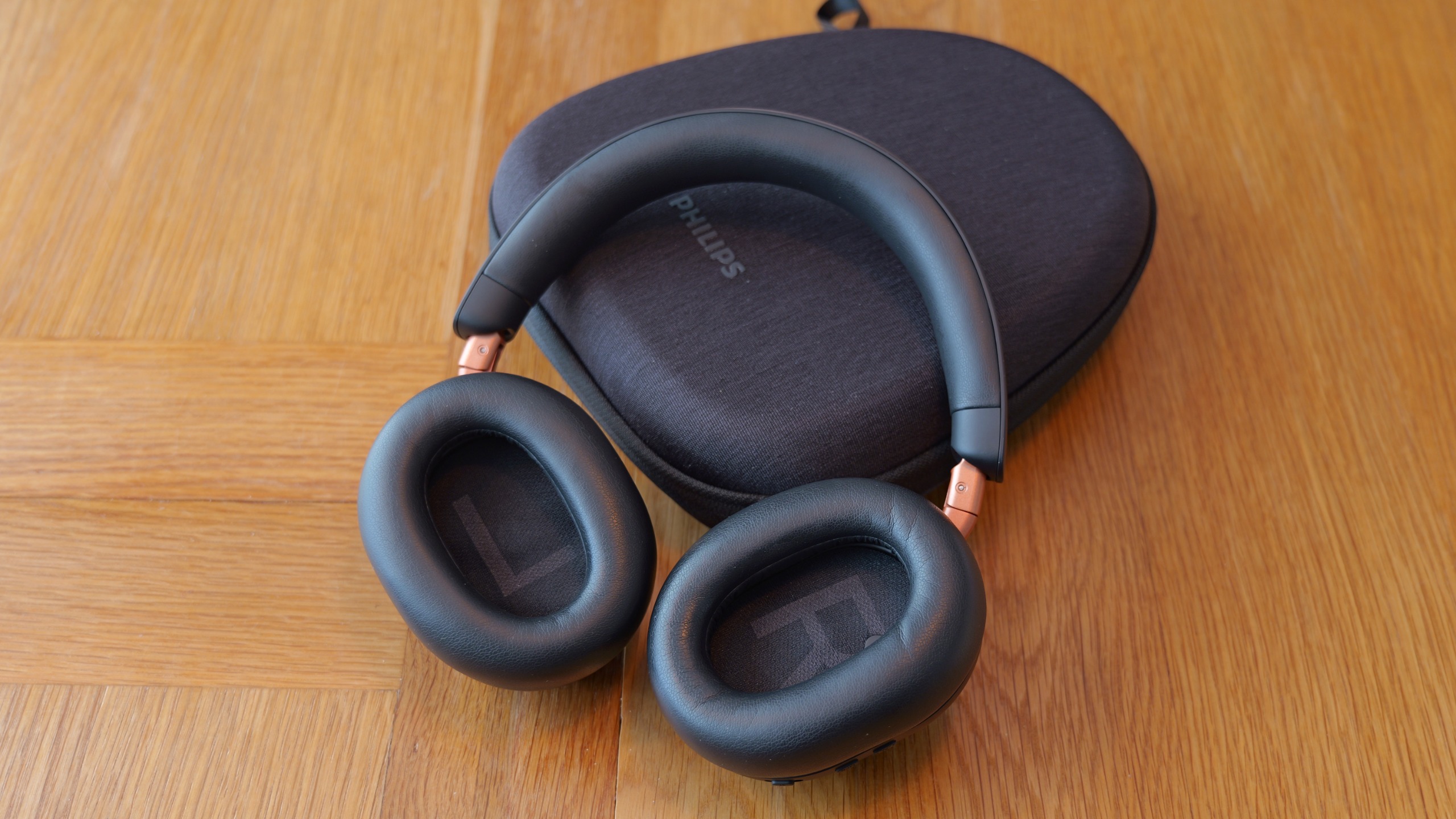 Philips Fidelio L5 headphones review