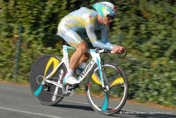 Not surprisingly, Alexandre Vinokourov (Astana) was well off the pace on his return to action.