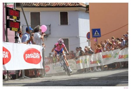 Marianne Vos on her way to victory in stage seven