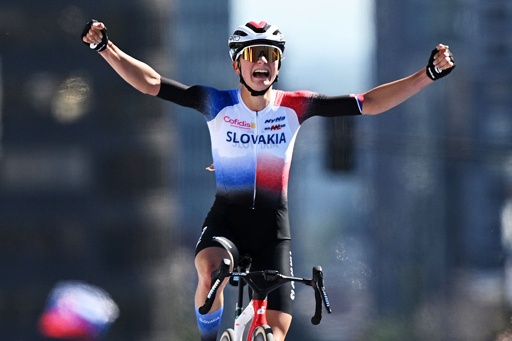 Viktoria Chladonova and Team Slovakia celebrates at finish line as gold medal winner during the 99th UCI Road World Championships Montreal 2026
