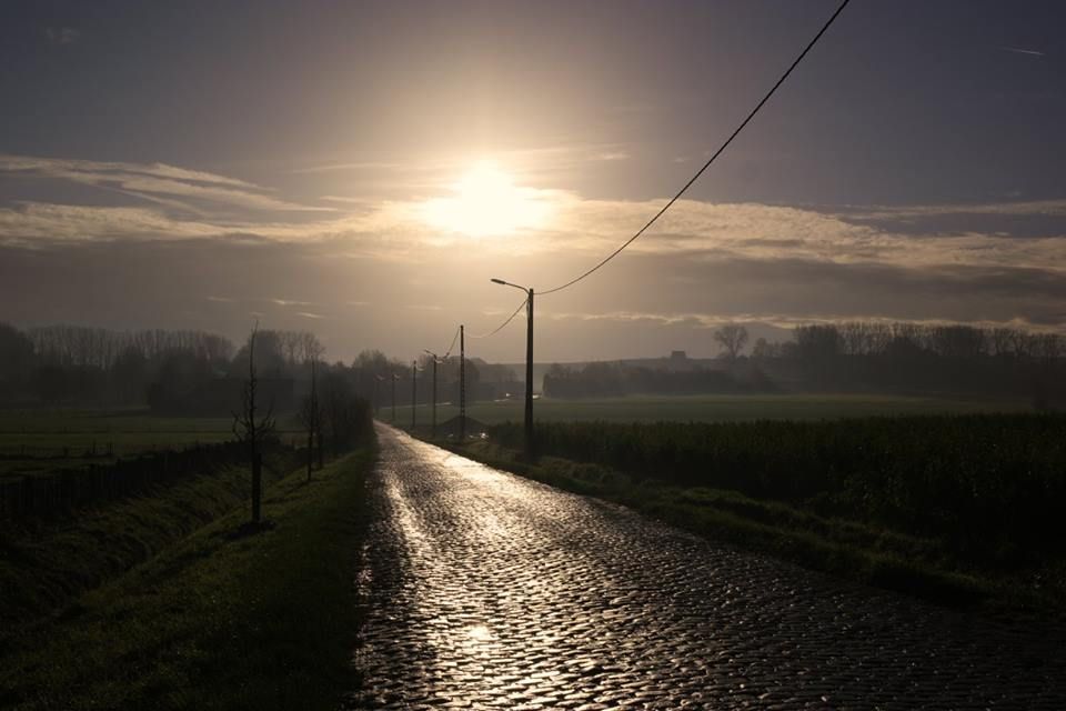 The sun sets on the cobbles