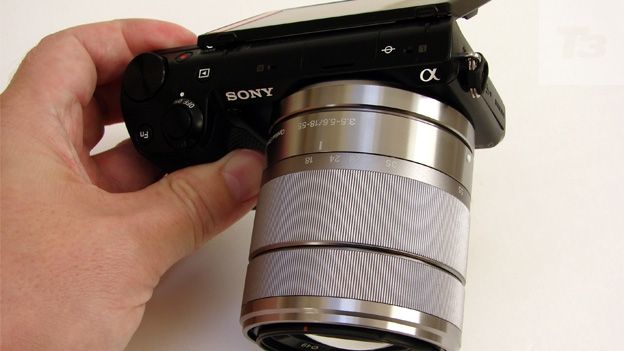 Sony NEX-R5 review