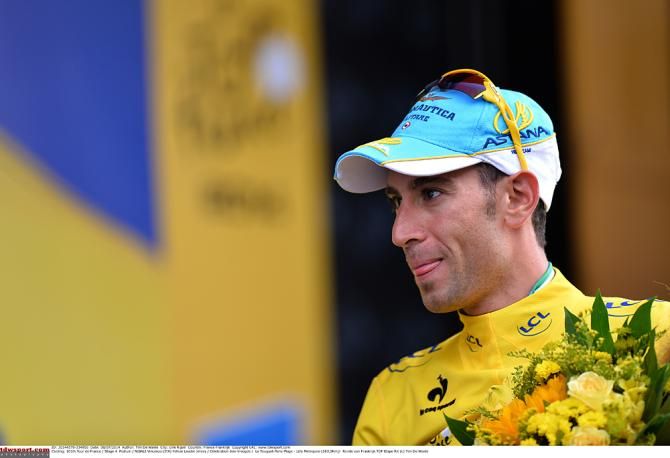 Overall race leader Vincenzo NIbali (Astana)