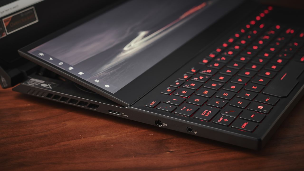 Asus ROG Zephyrus Duo 15 SE GX551