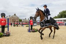 Lily Attwood wins the two-star class at the Longines Global Champions Tour of London