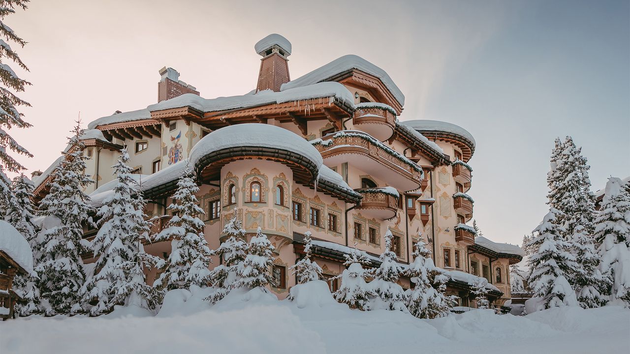 les airelles courchevel hotel cedric grolet partnership