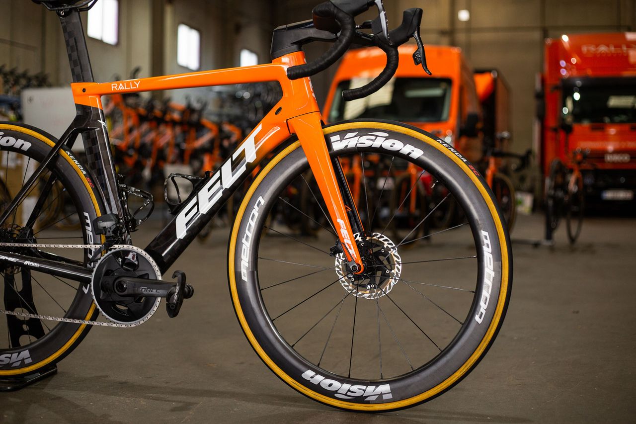 Rally Cycling's Felt AR