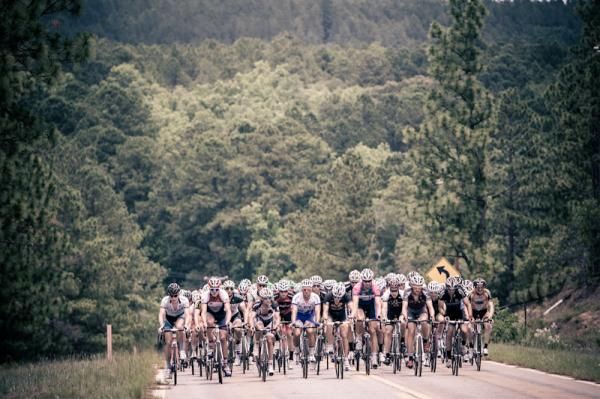 The men on one of the many little climbs.
