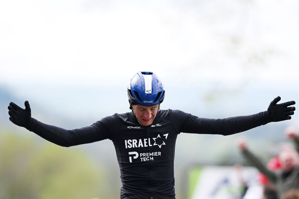 Williams conquers the Mur de Huy at La Flèche Wallonne