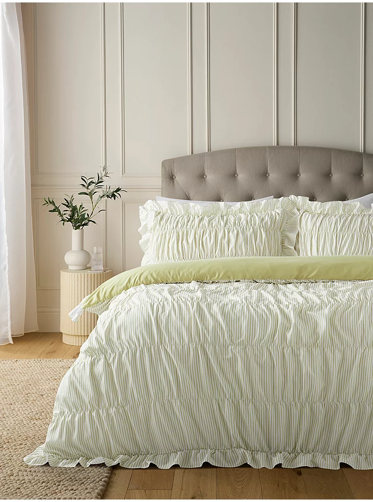 Stripe Ruched Frill Duvet Set