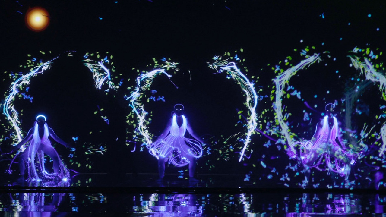 LightWire performing live in America&#039;s Got Talent Season 20 finale
