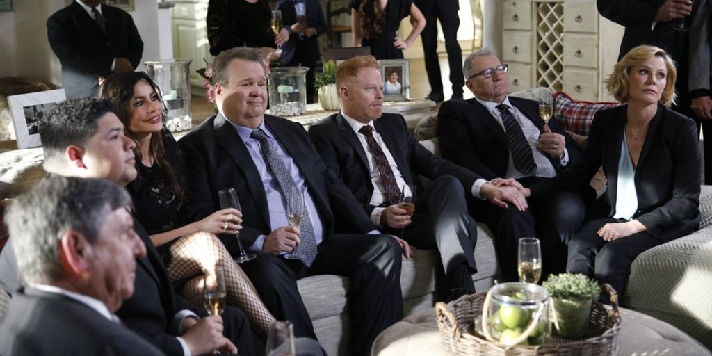 Modern Family Season 11 How The Cast Has Changed Since Season 1