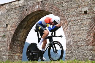 PISA ITALY MAY 20 Daan Hoole of Netherlands and Team Lidl Trek competes during the 108th Giro dItalia 2025 Stage 10 a 286km individual time trial stage from Lucca to Pisa UCIWT on May 20 2025 in Pisa Italy Photo by Dario BelingheriGetty Images