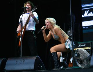 Amyl and the Sniffers