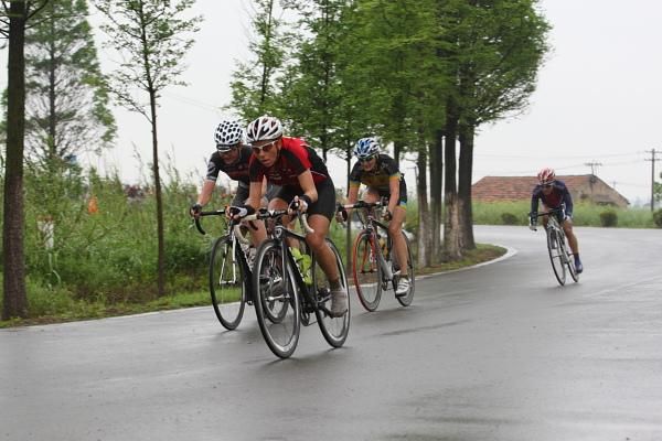 The break eventually happened, for a few kilometres - Trixi Worrack (Noris Cycling), Emilie Aubry (Cervelo Test Team), [Judith Arndt (HTC - Columbia Women)], Olena Sharga (Ukraine) and Lee Jumi (South Korea)
