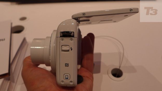 Canon PowerShot N100 review