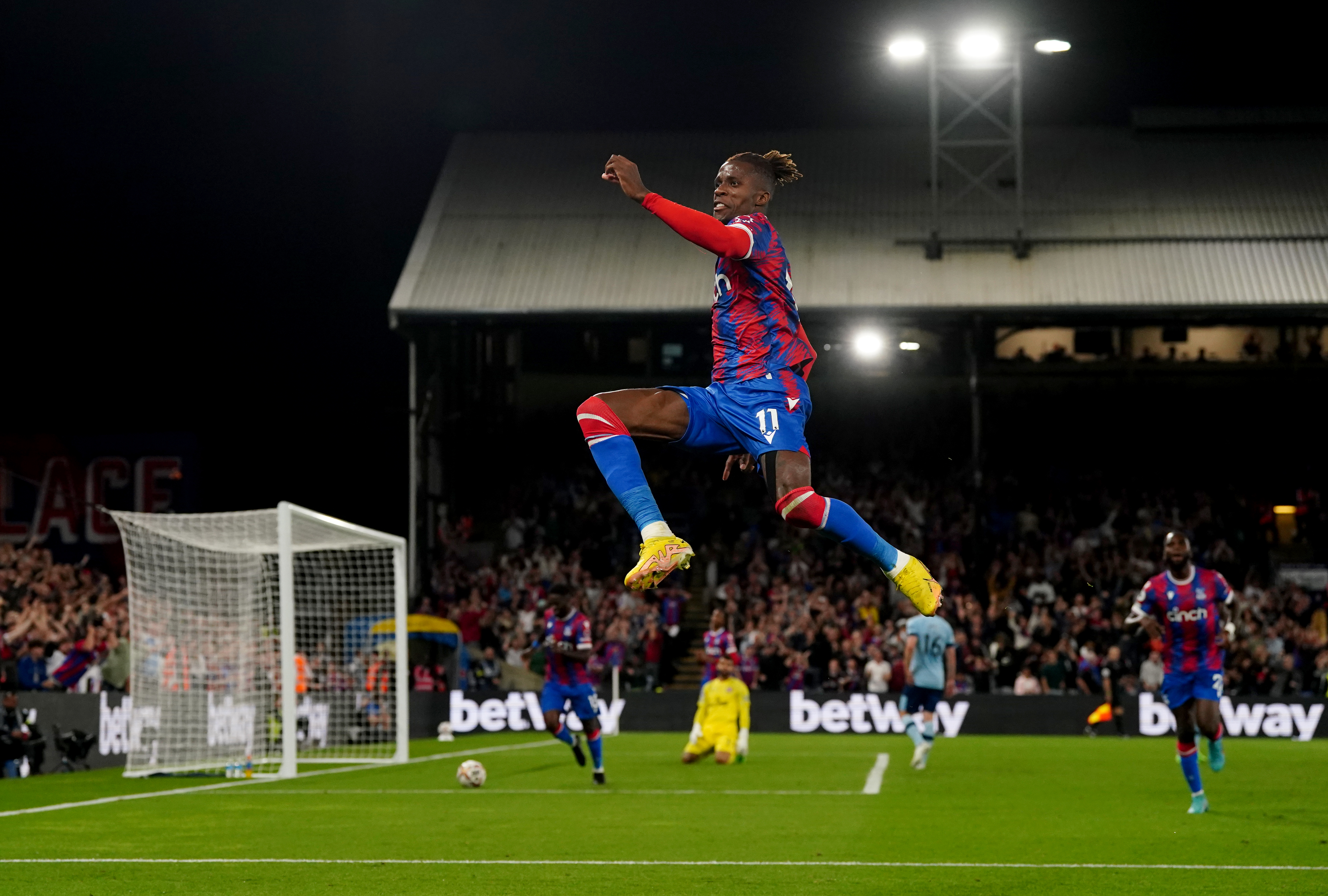 Wilfried Zaha Scores In Brentford Draw To Highlight Importance To Crystal Palace Fourfourtwo