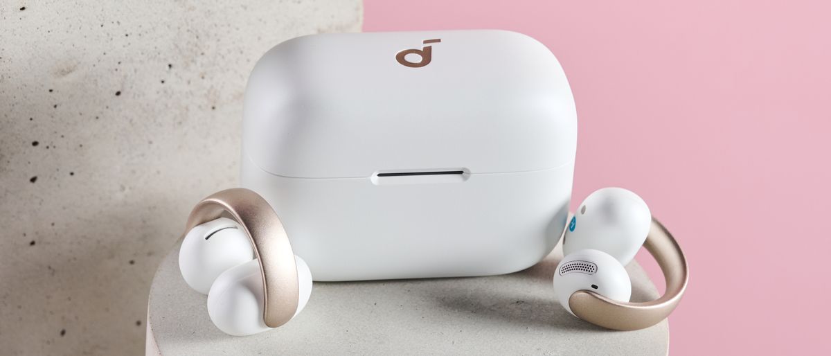 I’m slowly being converted into a cuff-style open earbuds fanatic, thanks to this top effort from Soundcore