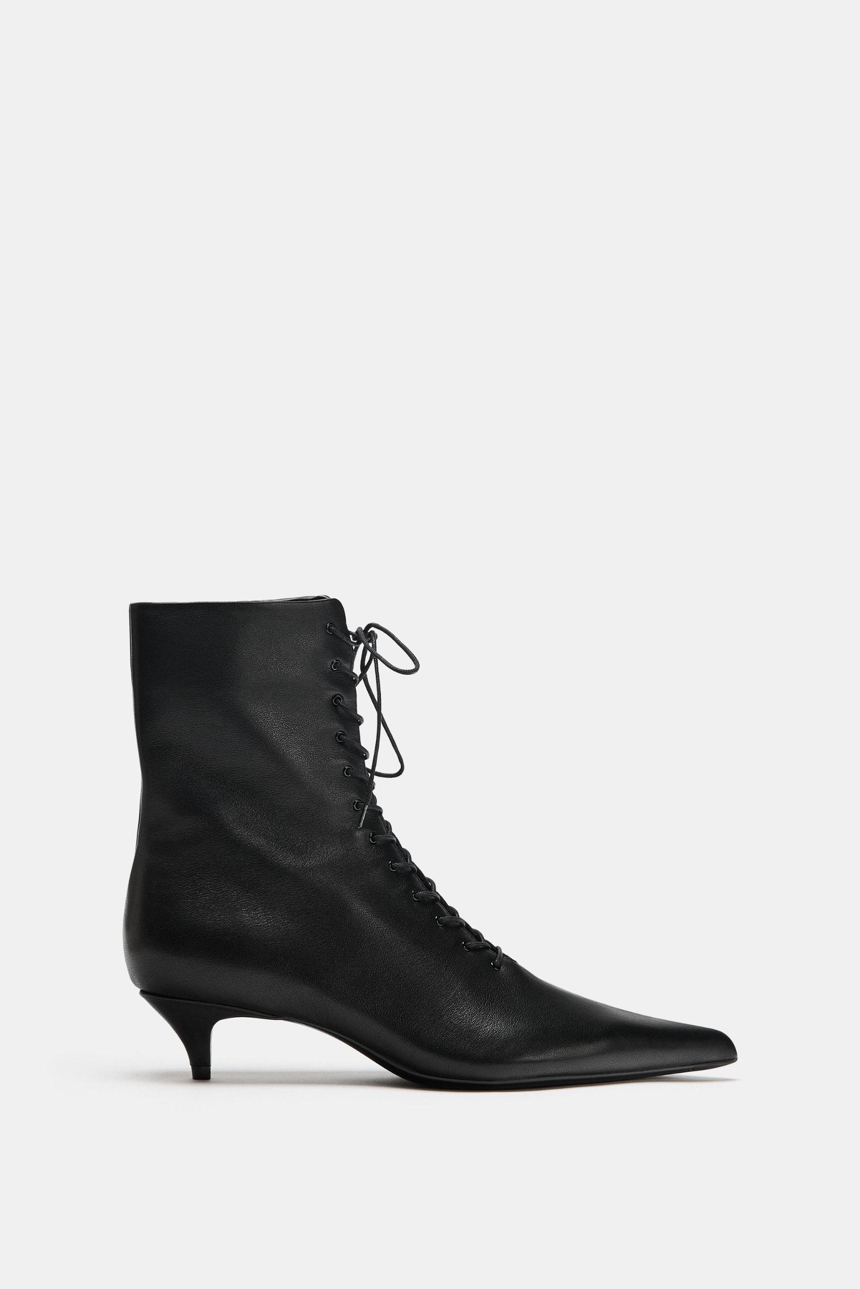Leather Kitten Anble Boot - Black - 2