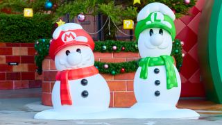 Mario and Luigi Snowmen