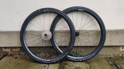 Image shows the HED Emporia GC3 Performance wheels